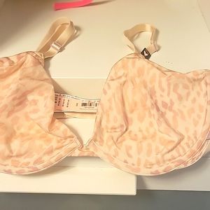 Victoria secret 36d bra NWT